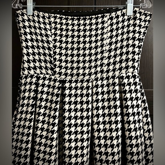 EUC Delia*s Houndstooth Strapless Dress - 9/10 - Picture 8 of 14